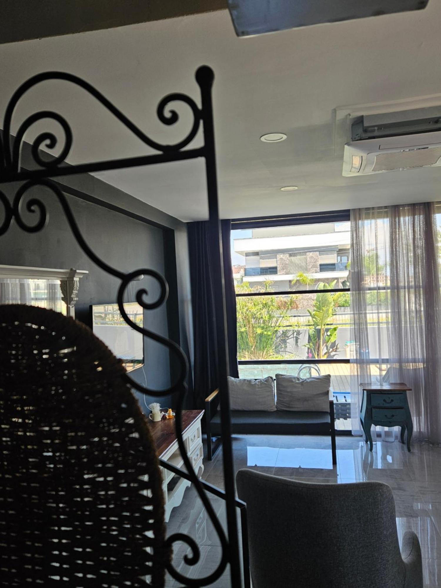 Oldskool Villas Close To Lara Beach Antalya Phòng bức ảnh